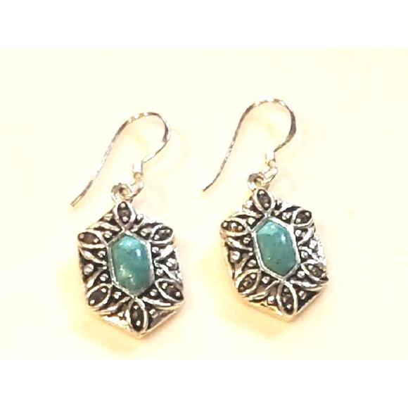 unknown Jewelry - Southwest Style Earrings Dainty Small Turquoise Silver Tone 1.25" Signed